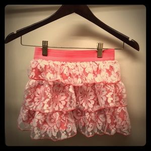 Girls lace skirt / skort size M 7-8